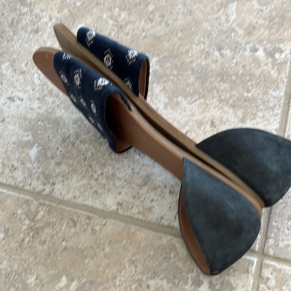 Madewell Flat Sandals - Picture 3 of 5